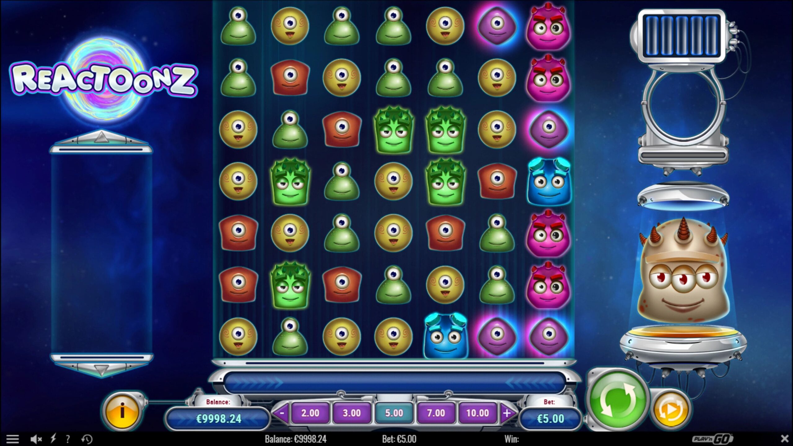 Reactoonz official Play'n GO gameplay screen showing the game interface